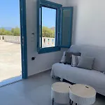 Casa vacanze On The Beach, Leivadakia, Serifos
