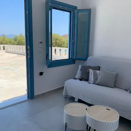 Semesterbostad On The Beach, Leivadakia, Serifos