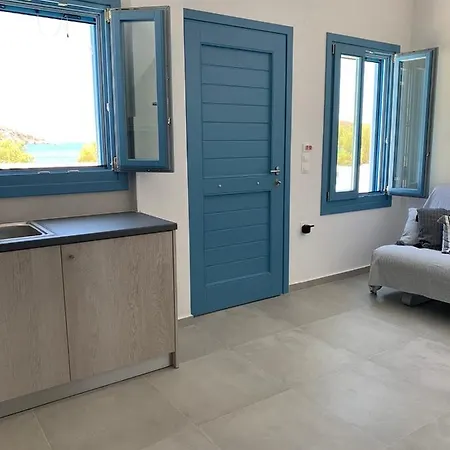 On The Beach, Leivadakia, Serifos 別荘 *