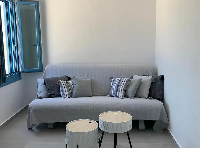 On The Beach, Leivadakia, Serifos Casa vacanze *